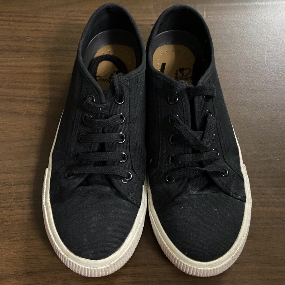 iComfort - Canvas Shoes in Black Color